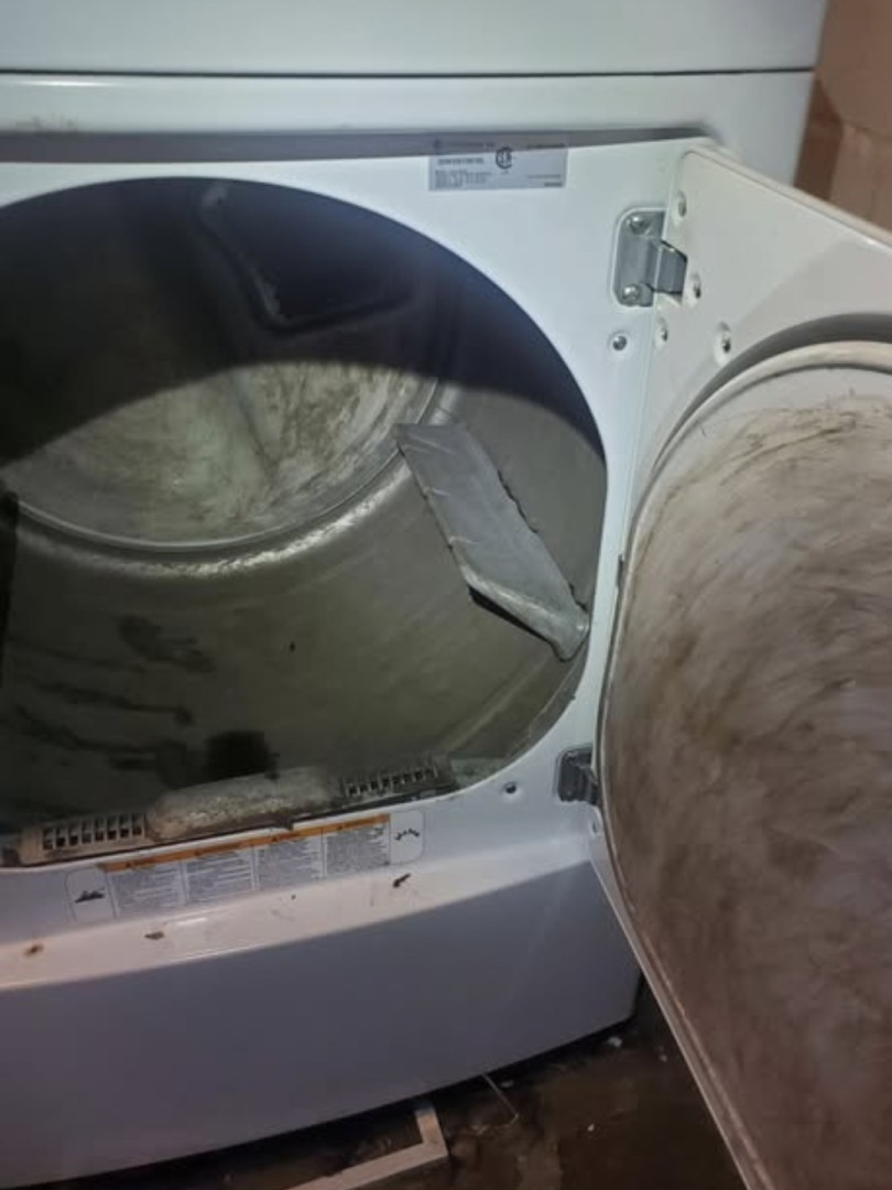 Why You Shouldn’t Put Your Bath Mat in the Washer – A Simple Habit That Could Save Your Machine 🚫🧺🧼
