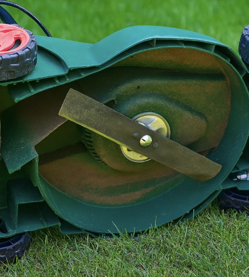 Lawn Mower Maintenance: The Effortless Trick for Sharpening Blades