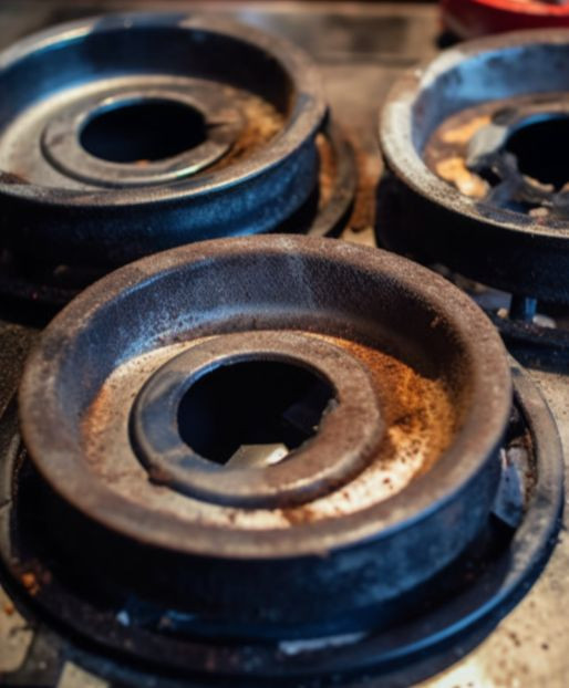 Don’t scrub and struggle. Here are 6 easy hacks for cleaning your stove burners