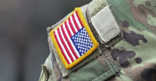 Alors que l’armée américaine élargit son utilisation des outils d’IA pour déterminer les cibles de frappes aériennes en Iran, les membres du Congrès demandent des gardes-corps et une surveillance accrue de l’utilisation de la technologie en temps de guerre.