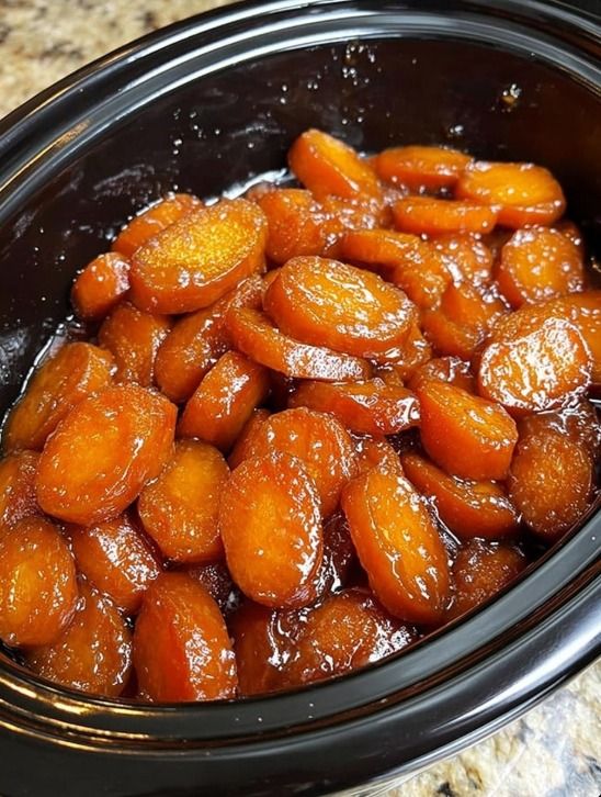 Slow Cooker Amish Honey Glazed Carrots