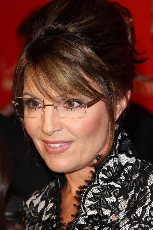 Sarah Palin In G-Strlng Photos Leave Little To Imaginat..Take a look! Check the Comments!