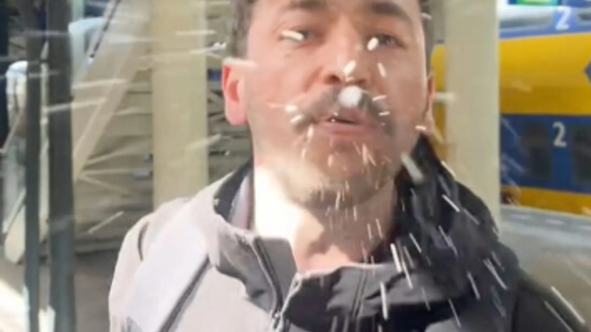 Spitting phone thief caught red-handed: ‘Victim doesn’t mess with him’